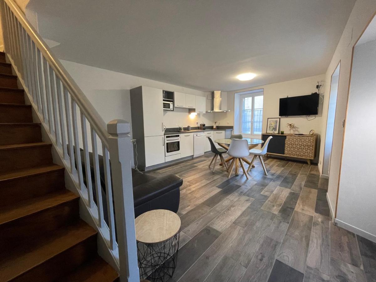 Gite Le Layris Apartment Campan Exterior photo